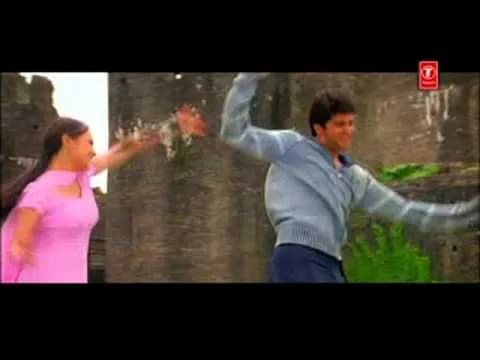 Dupatta Sarak Raha Hai