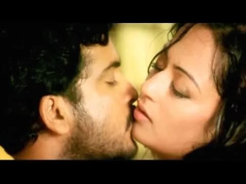 Naalo Chinni Aasalaku